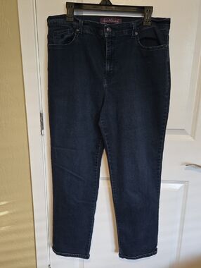 Gloria Vanderbilt Amanda jeans, a classic high-rise style.
